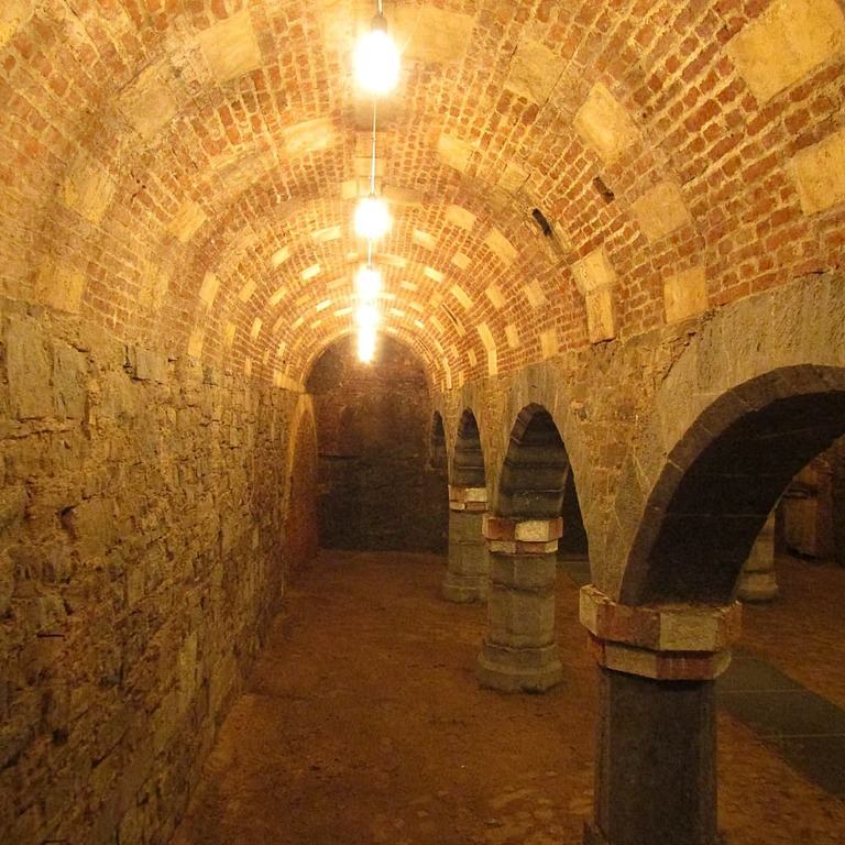 15402