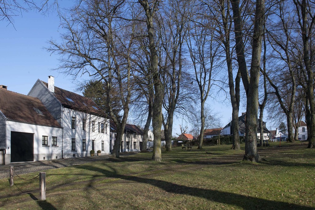 17930