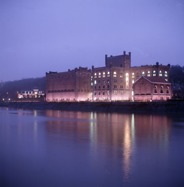 1949